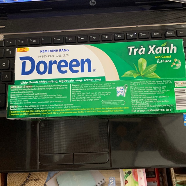 Kem đánh răng Doreen Trà xanh tuýp 180g