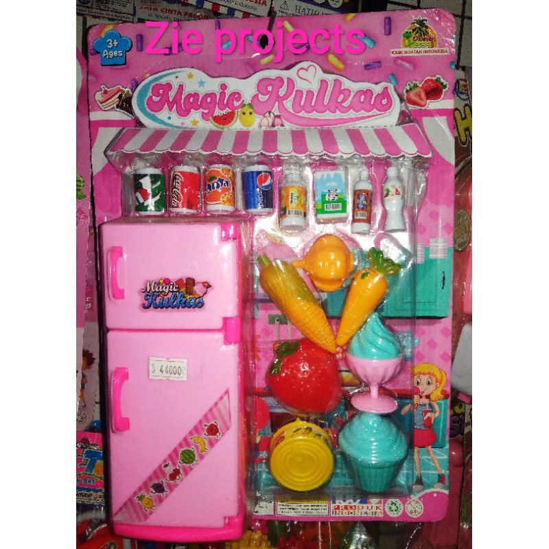 Tủ Lạnh Đồ Chơi Búp Bê Barbie Plus Chất Lượng Cao Dành Cho Bé