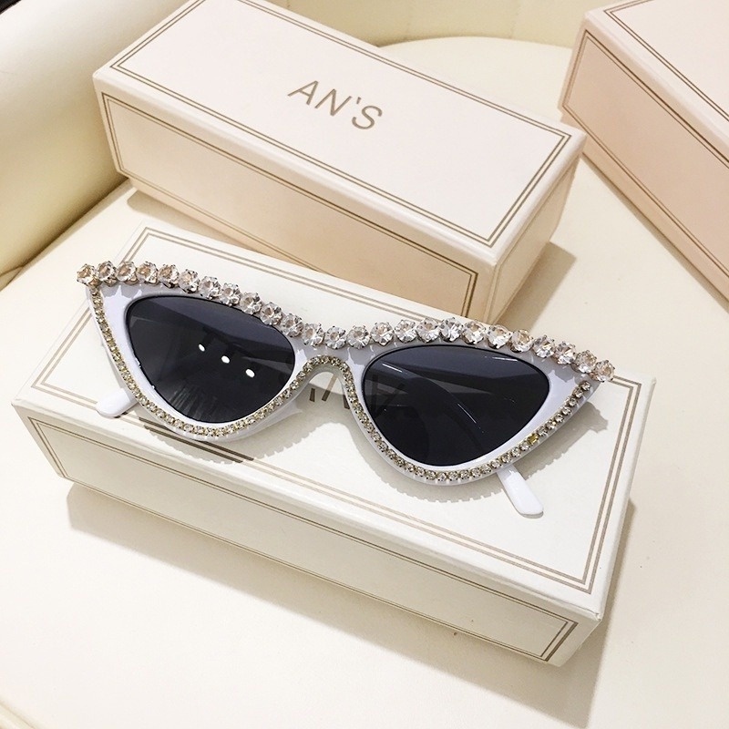 Kính Mát Hình Mắt Mèo Đính Đá Thời Trang Cho Nữ