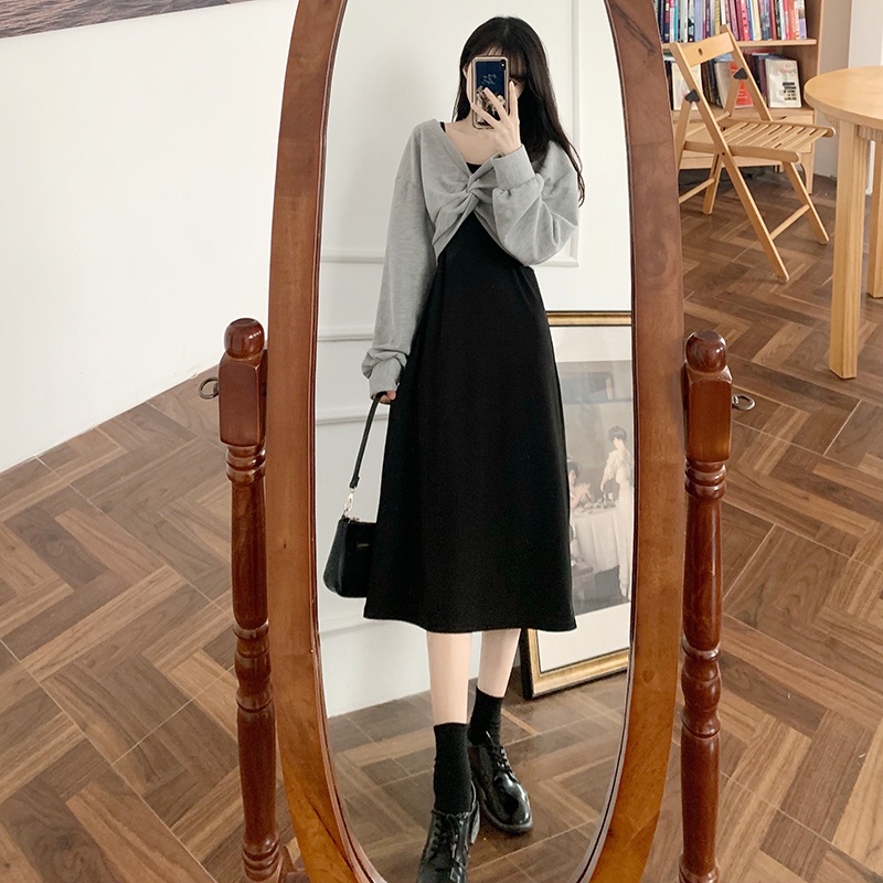 Set trang phục nữ Perty gồm đầm hai dây và áo len xám đơn giản thời trang phong cách Hàn Quốc