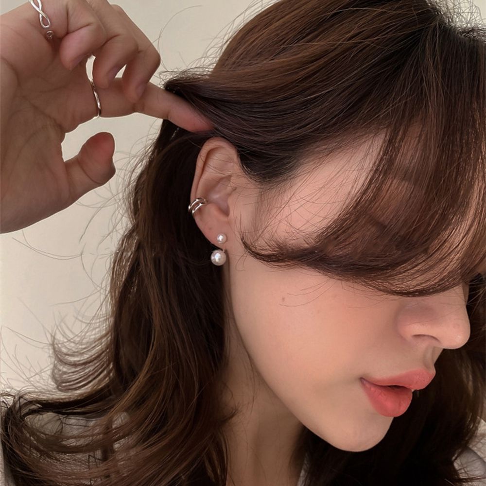 Đôi hoa tai hình chữ C đính ngọc trai giả phong cách Hàn Quốc thanh lịch dành cho nữ