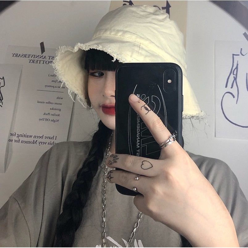 Mũ tai bèo vành rộng in chữ thời trang dành cho nữ