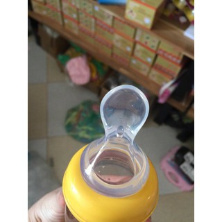 Núm thìa ăn dặm bình Pigeon/Lansioh/Toom