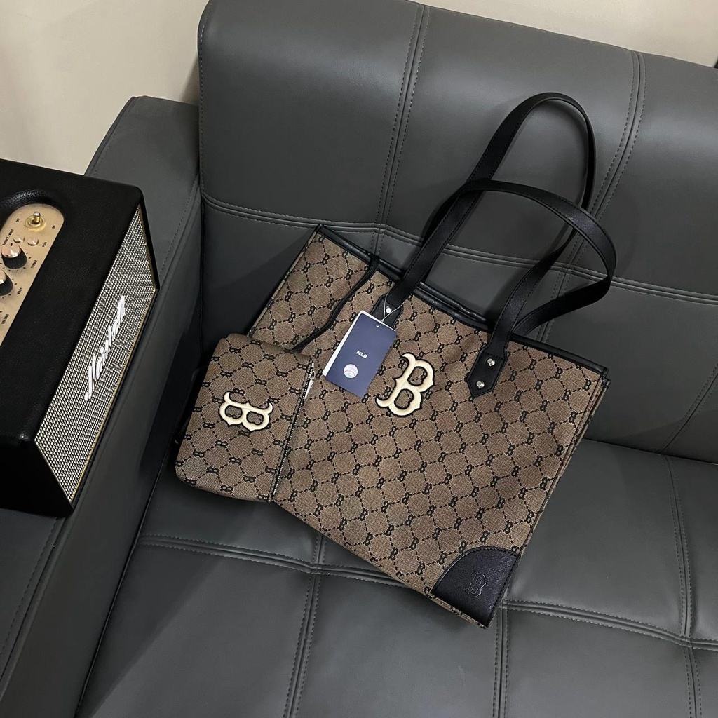 ✅  Túi MLB Monogram Diamond Jacquard TOTE Bag Boston Red Sox  HÀNG CHUẨN 1:1