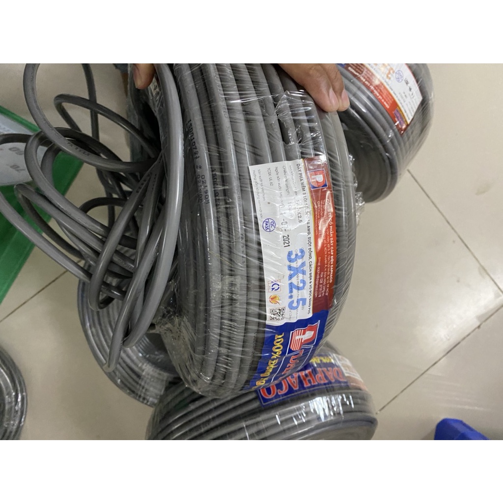 Dây Điện Đôi Bọc 2 Lớp Tròn Xám 3 Lõi 3x1.5mm2 Đến 3x6.0mm2 Daphaco Ruột Đồng Nguyên Chất Chịu Tải Cao