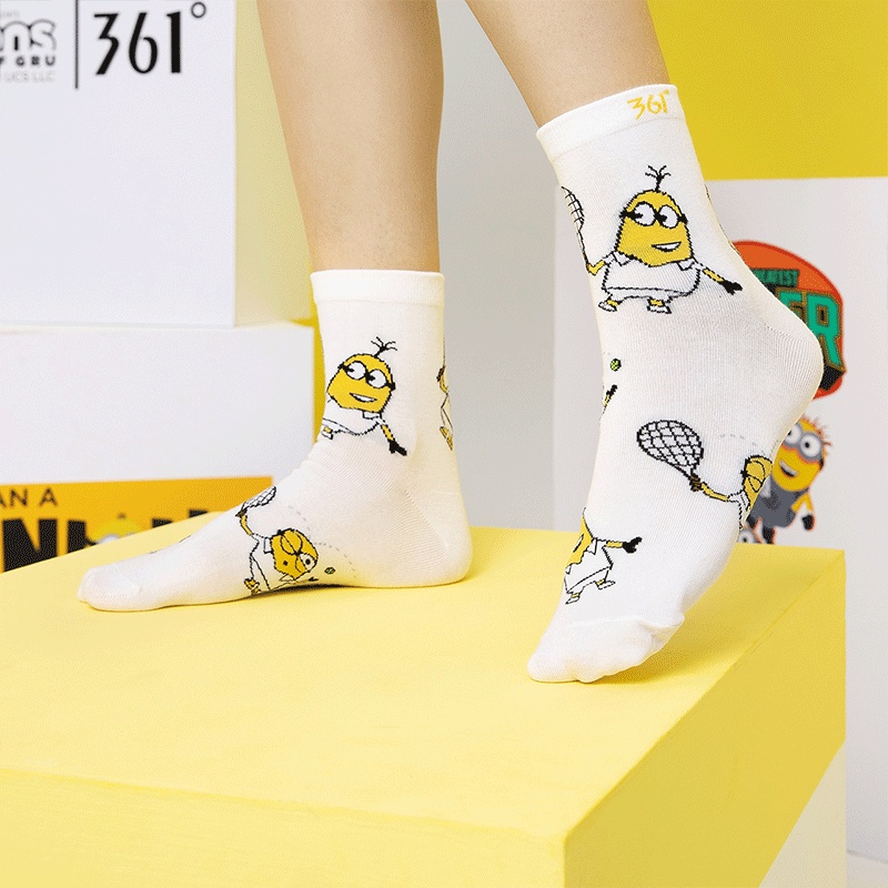 361 Degrees Women Minions Sports Socks Casual Socks 512123046