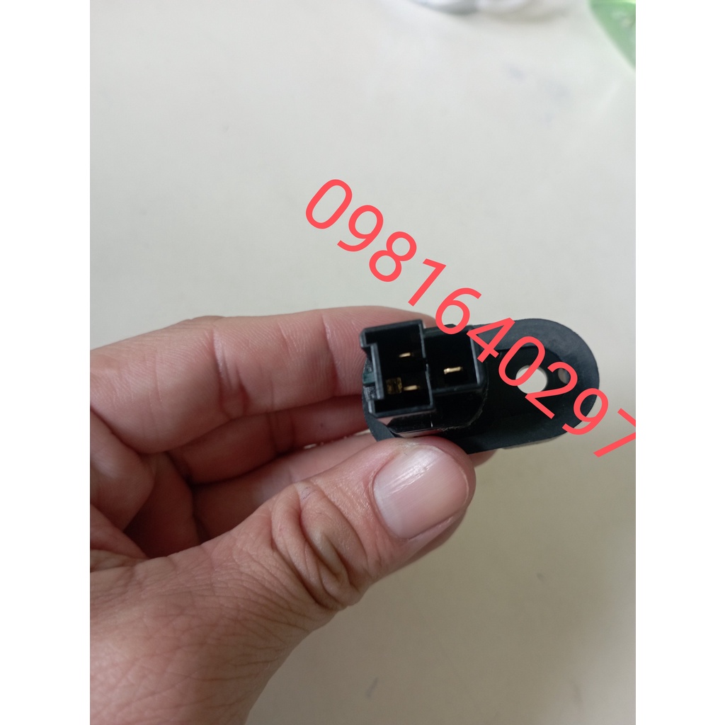 Công tắc cửa hậu dùng cho ISUZU Hi Lander hàng chính hãng