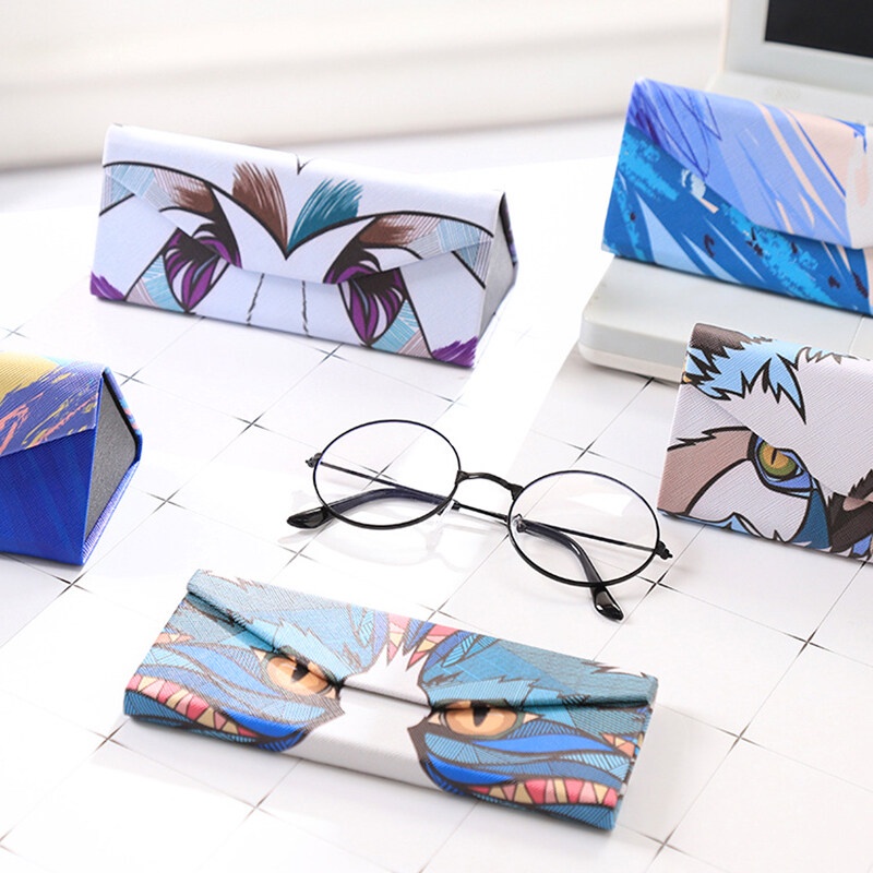 Hộp Đựng Mắt Kính Hình Tam Giác Dễ Thương Cho Nam Và Nữ