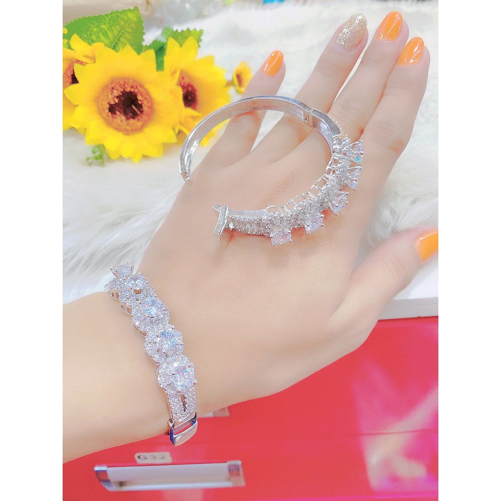 Vòng tay nữ UHA, lắc tay bền màu thiết kế cao cấp sáng lấp lánh V3442185AT