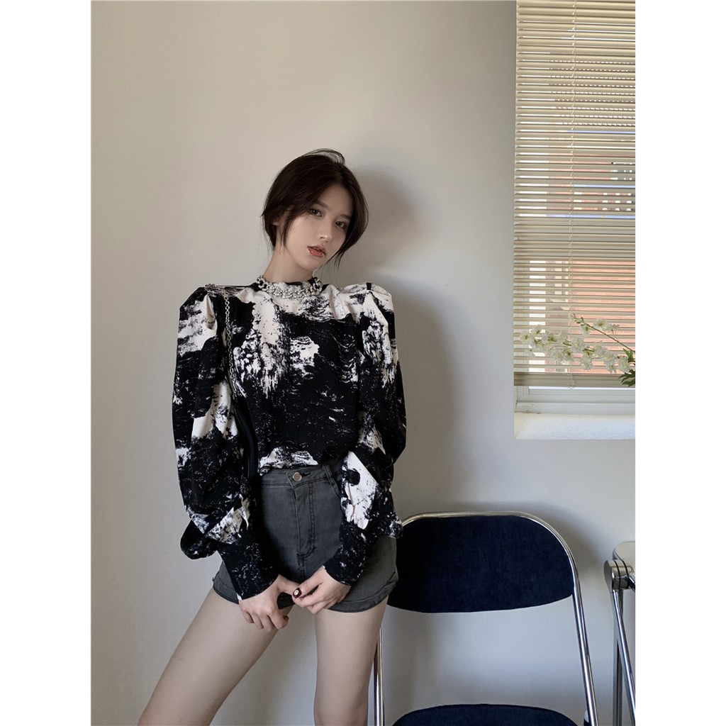 Áo Sơ Mi Đen Tay Dài Cổ Tròn In Họa Tiết Mực Độc Đáo | BigBuy360 - bigbuy360.vn