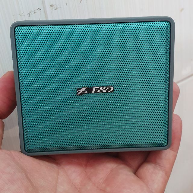 Loa Bluetooth Fenda W5 chính hãng tặng cáp