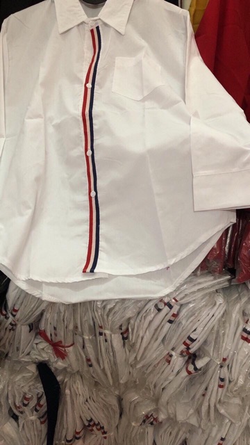 Áo sơ mi nữ viền đỏ (ảnh thật ) | BigBuy360 - bigbuy360.vn