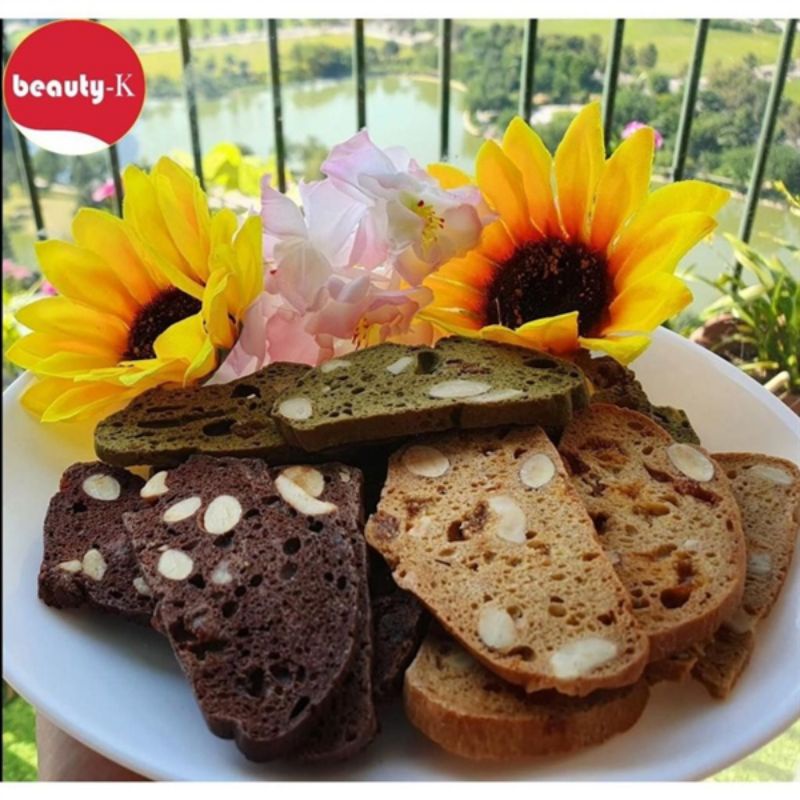 BÁNH BISCOTTI MIX 3 VỊ - TRÀ XANH, SOCOLA, CHUỐI, YẾN MẠCH