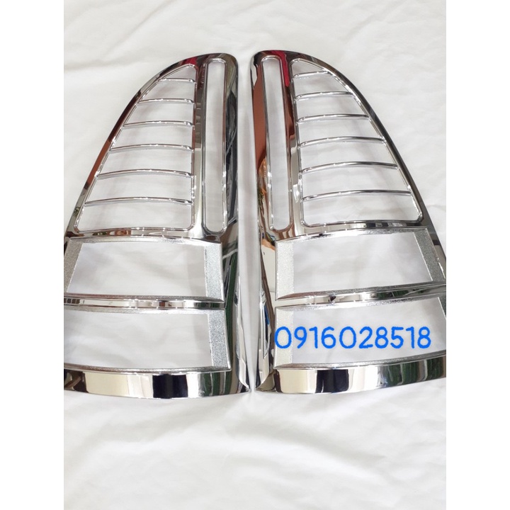 Bộ 2 ốp đèn Hậu xe innova 2005 2006 2007 mạ Crom op den pha hau truoc sau xi ma