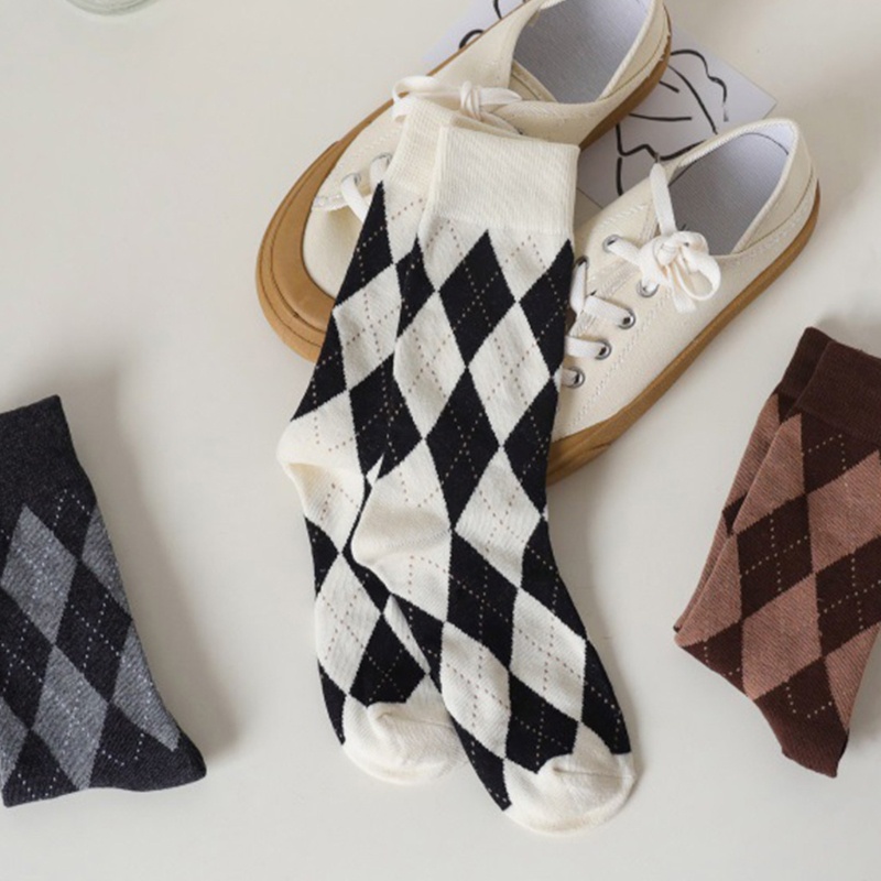 Vớ cotton cổ cao 10MK màu sắc tương phản phong cách Nhật Bản cho nam và nữ