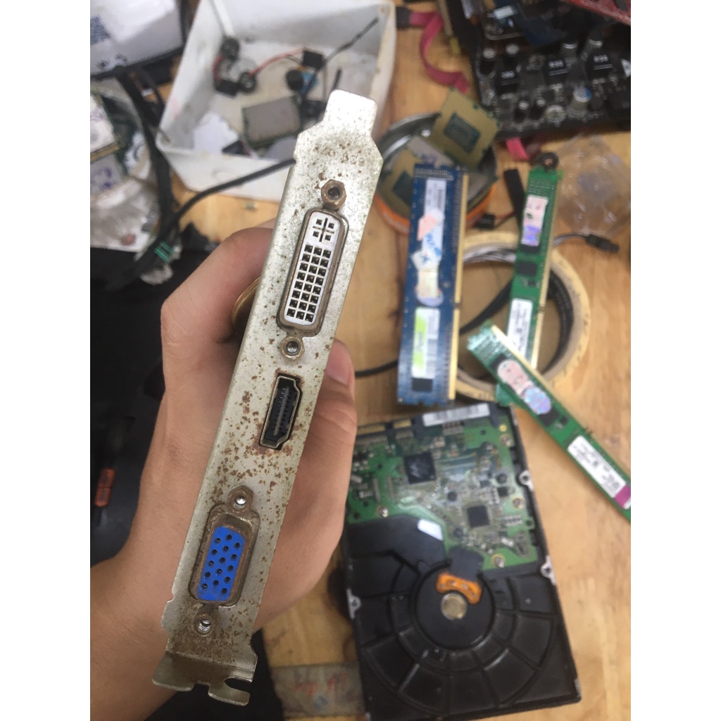 Card màn hình AMD Radeon HD 5450 2GB DDR3