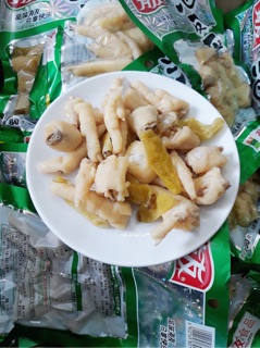 CHÂN GÀ CHUA CAY YU YU