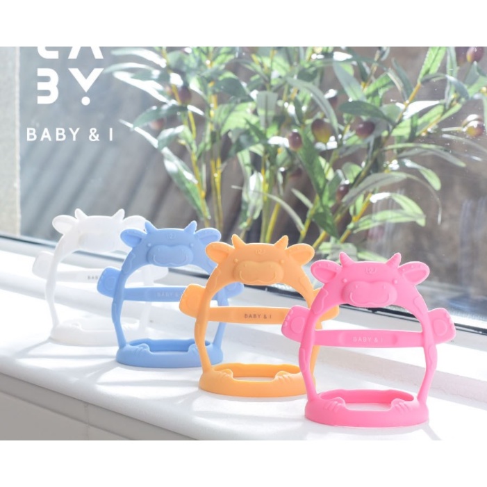 Gặm nướu sillicone hình chú bò Hãng Baby&I Hàn Quốc kèm hộp đựng vệ sinh
