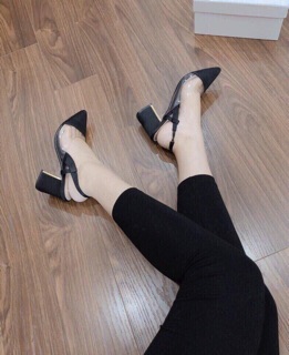 Giầy cao gót đế vuông