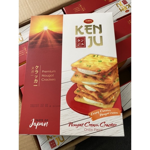 BÁNH QUY HÀNH KẸP KEM DẺO KENJU 310g hộp 20 cái