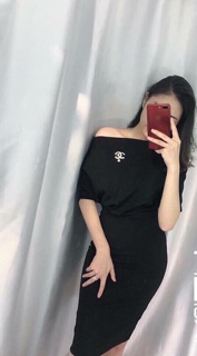 Váy body trễ vai