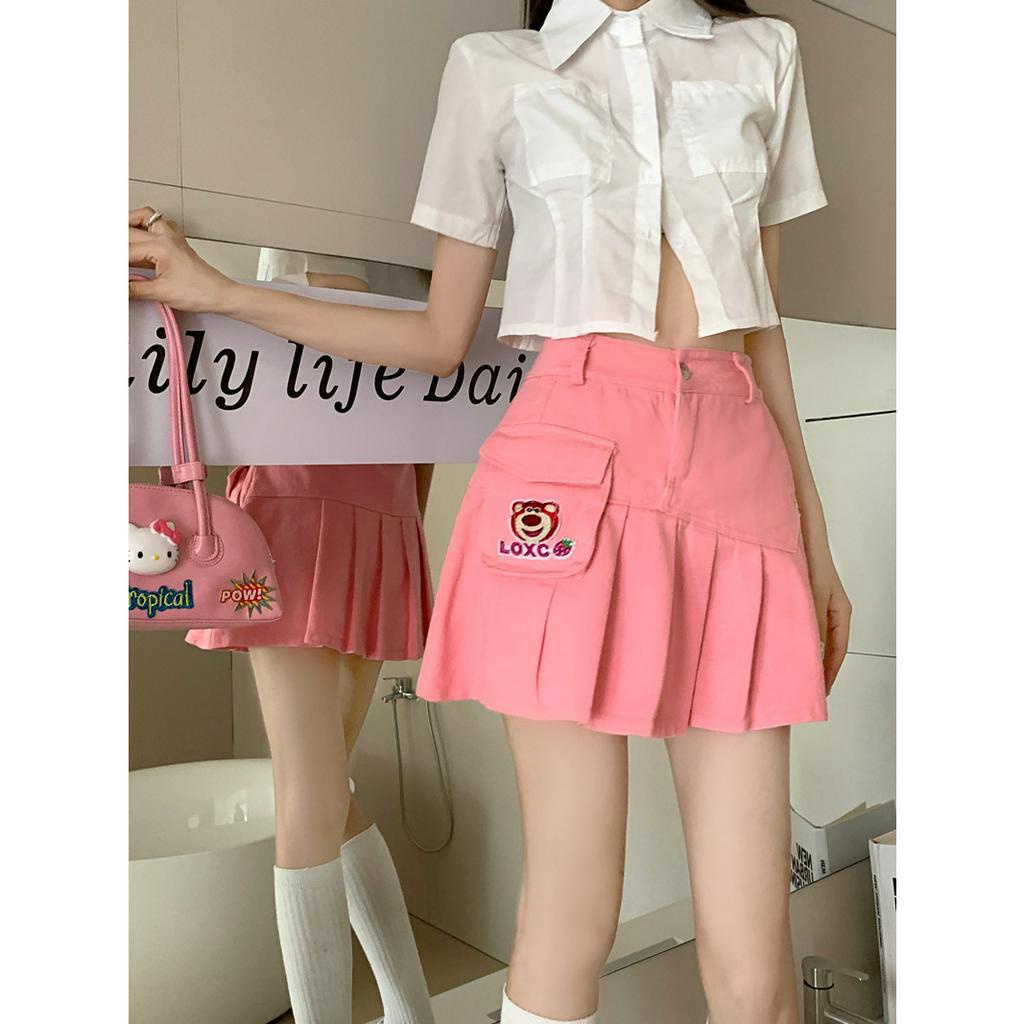 Lalisas Chân váy jean Ngắn Chữ A Xếp Ly Lưng Cao Màu Hồng In Họa Tiết Gấu Và Dâu Tây Dễ Thương Thời Trang Cho Nữ