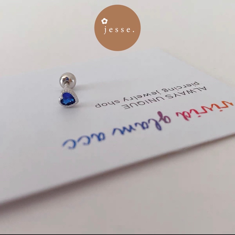 Khuyên tai tim nhiều màu không gỉ T6 jesse store