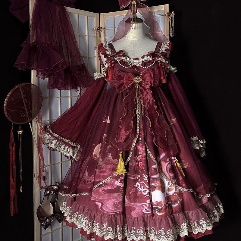 Đầm hai dây màu đỏ phong cách lolita thời trang năm mới