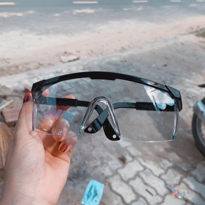 Kính Bảo Hộ Chống Bụi Gió Che Kín Khuôn Mặt