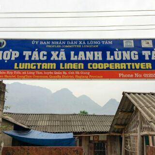 Ví thổ cẩm