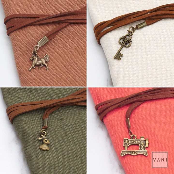 Bóp Viết Cuộn Phong Cách Thái Y Trơn Dòng Chữ Nhỏ Dễ Thương Độc Đáo - Vani Store