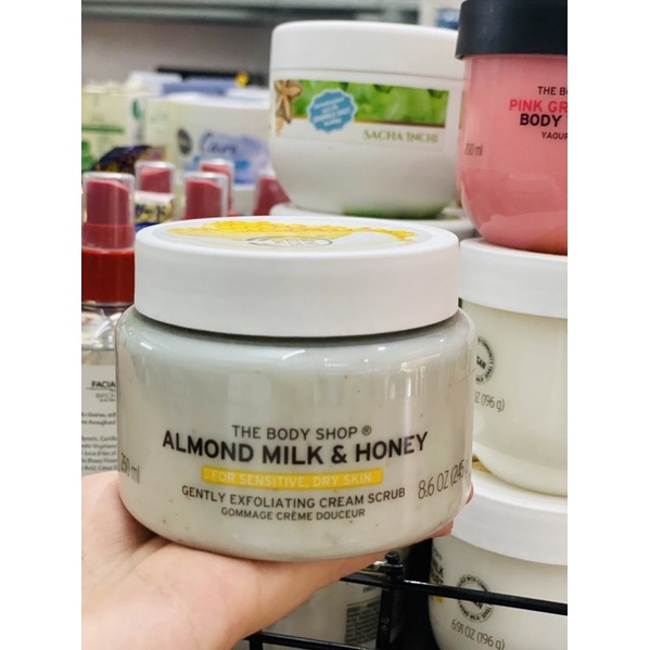 Tẩy Da Chết Body Scrub The Body Shop 250ML Almond Milk & Honey