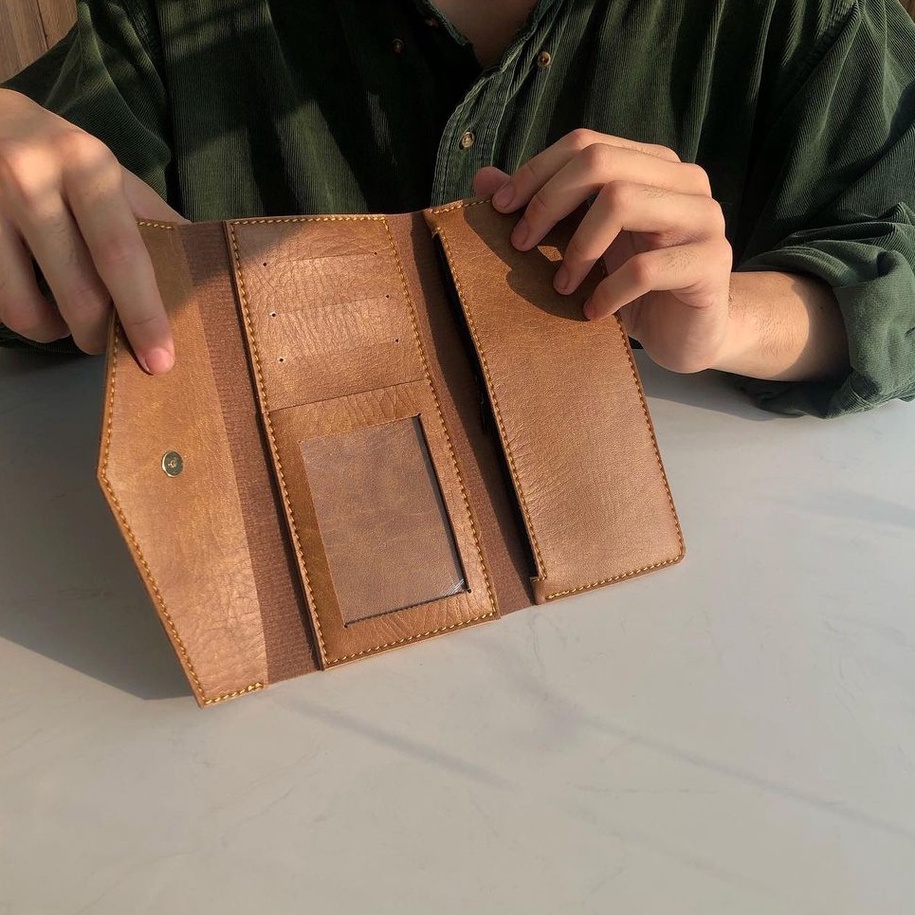 Ví da Handmade Letter Wallet Onetothree