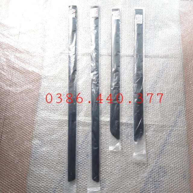 Nẹp sườn cánh cửa Deawoo Lacetti 04/09 xe trong nước
