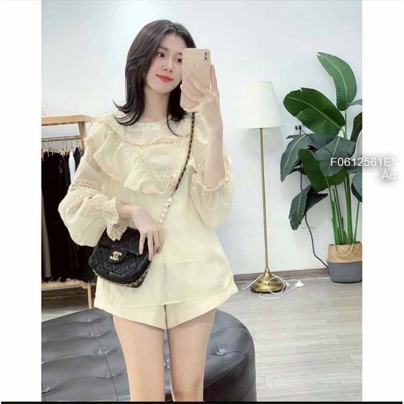 Áo tơ chạy viền ren phối bèo ngực tay dài bo kèm lót!