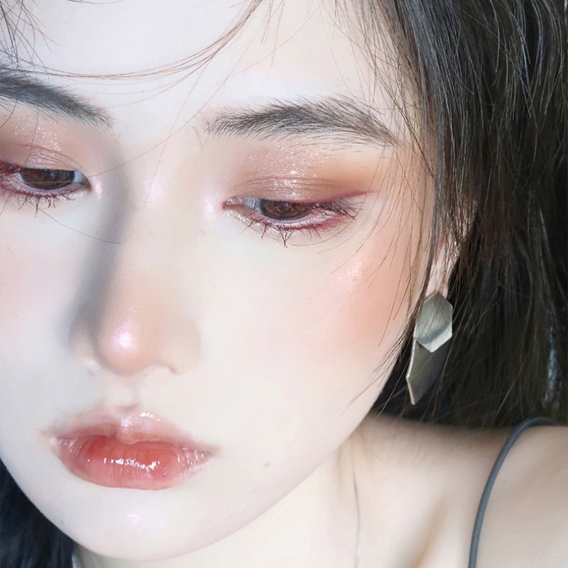 Bảng phấn mắt XIYUAN bốn màu lì và ánh ngọc trai kết hợp thời trang