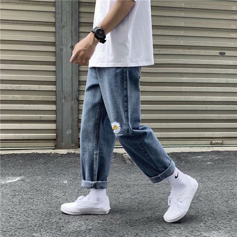Men's fashion embroidered chrysanthemum pattern jeans