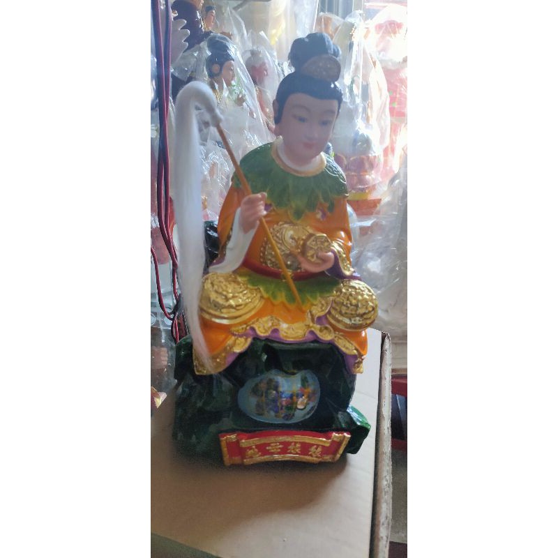 Tôn tượng Đức Diêu Trì Kim Mẫu
