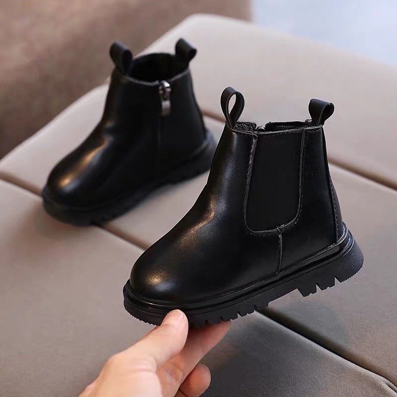 Combo 2 đôi giày thể thao và giày boot cho bé trai, bé gái sz21-30