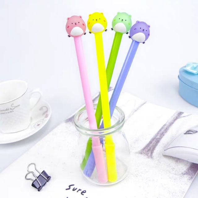 Bút nước mực đen gấu ú