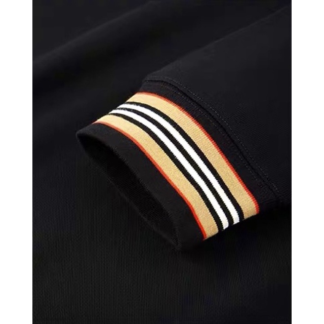 Áo len cổ tròn màu đen nam giới 2021 Mùa đông mới Thời trang đơn giản tương phản Áo len dài tay Hàn Quốc