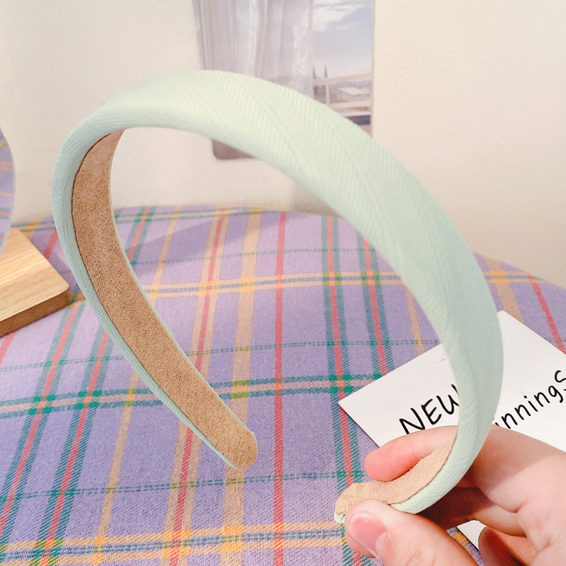 Cài tóc màu trơn phong cách Hàn Quốc đơn giản dành cho nữ