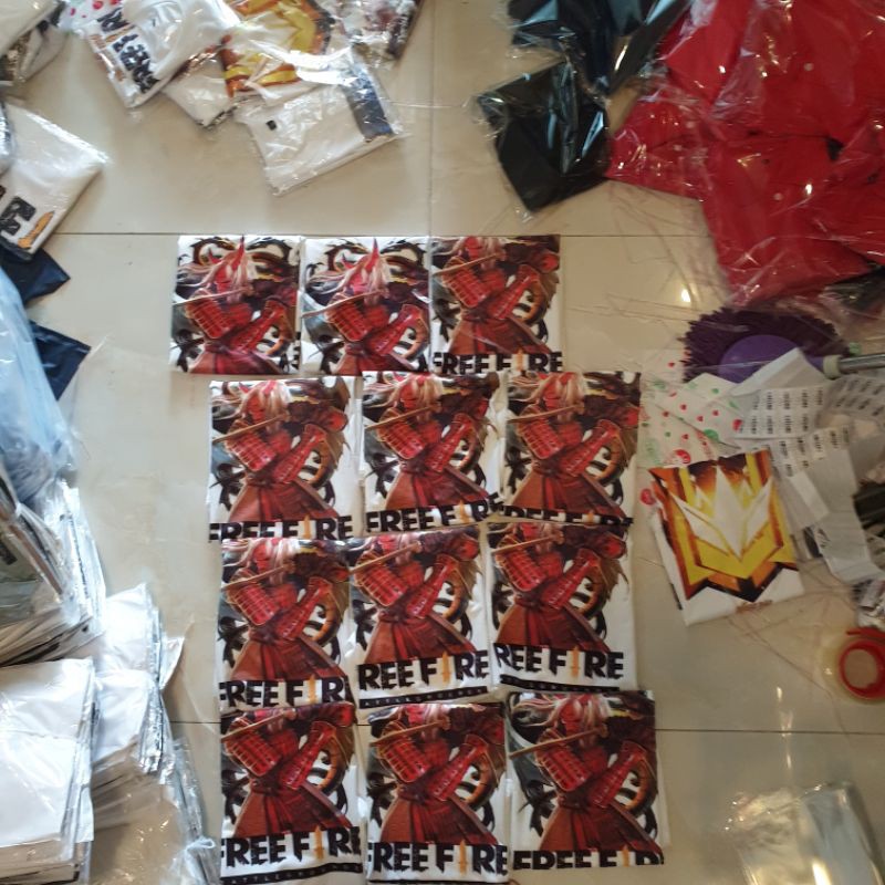 áo thun freefire quỹ đạ xoa K76