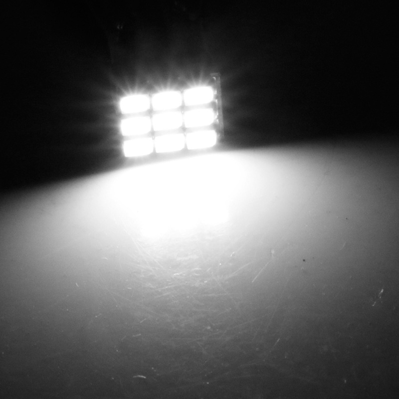 1 Đèn LED T10 W5W 1206 9SMD 12V Chiếu Biển Số Xe Hơi