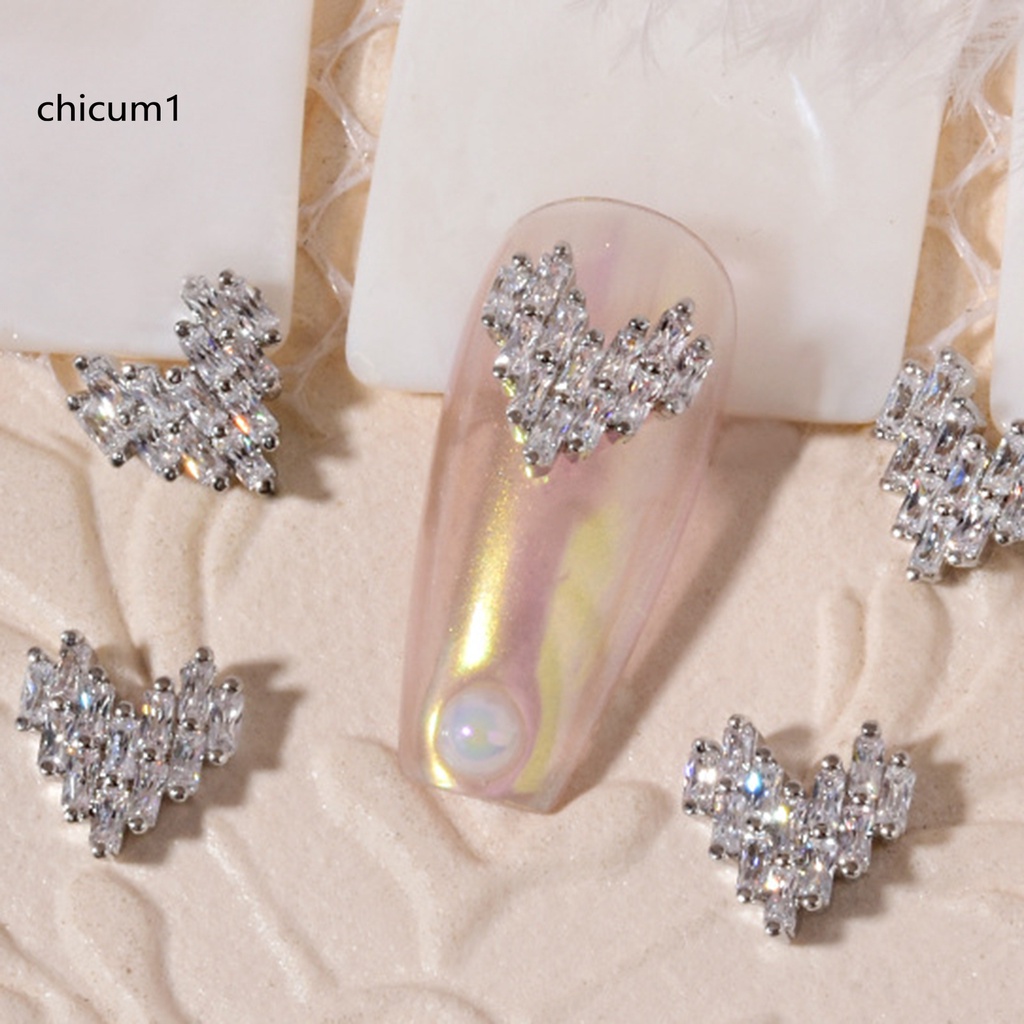 [Hàng mới về] Phụ kiện trang trí móng tay nghệ thuật hình trái tim đính đá lấp lánh