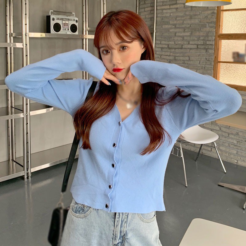 Áo sweater tay dài màu trơn phối nút thời trang cho nữ