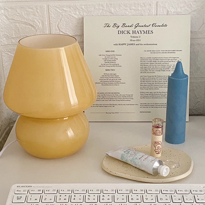 Đèn ngủ để bàn hình cây nấm dùng làm đạo cụ trang trí nội thất cổng USB phong cách hiện đại vintage