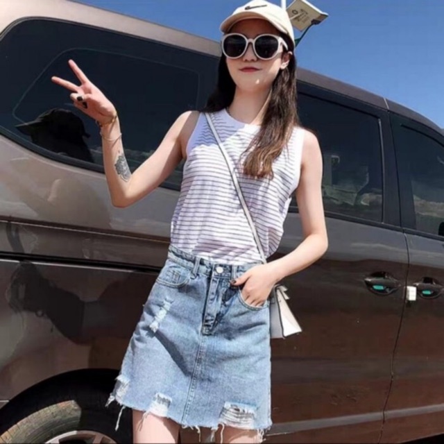 Chân váy jeans Hình chụp thât