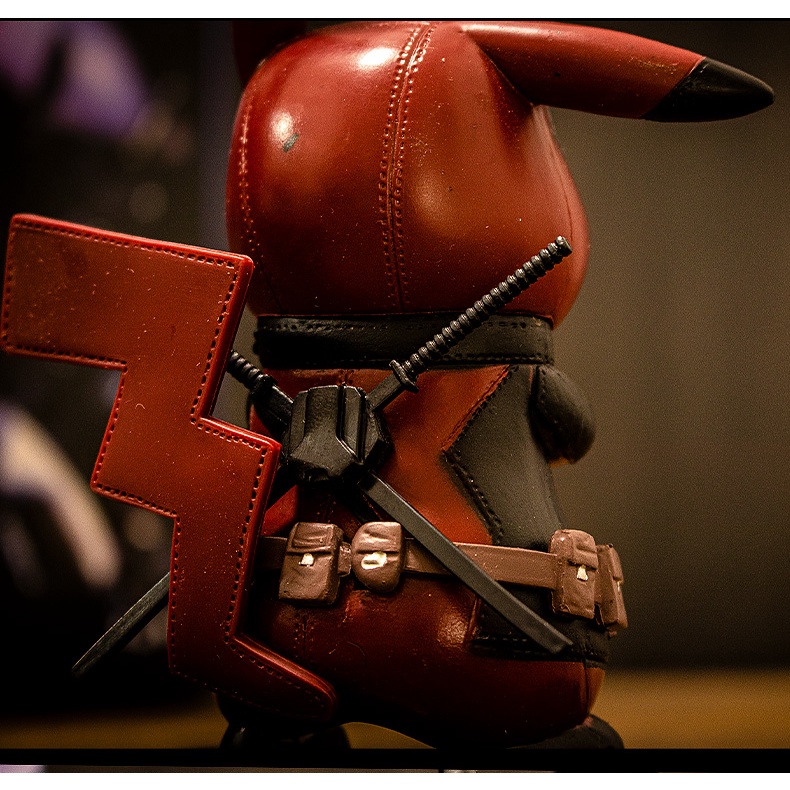 Mô Hình Nhân Vật Deadpool Pikachu Trong Phim Avengers