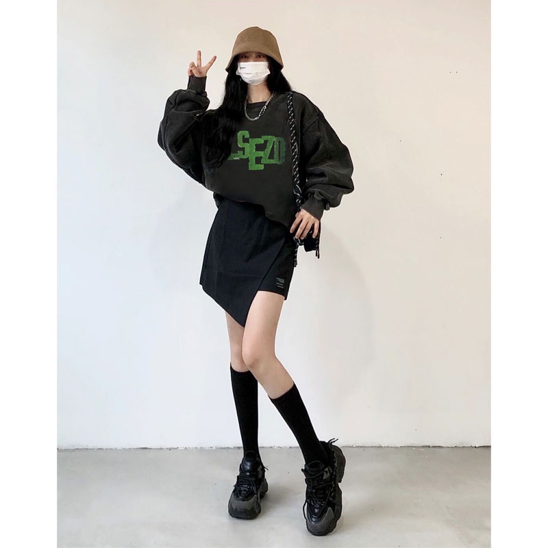 SELVZE Áo sweater cổ tròn dáng rộng in họa tiết phong cách retro Mỹ thời trang cá tính cho nữ